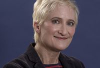 جیل سوبول ، خواننده ترانه سرا مشهور به “من یک دختر را بوسید” ، در آتش سوزی درگذشت جیل سوبول ، خواننده ترانه سرا مشهور به “من یک دختر را بوسید” ، در آتش سوزی درگذشت