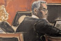 دستیار سابق شان 'Diddy' Combs می گوید که این کار PTSD شدید را به او داده است دستیار سابق شان 'Diddy' Combs می گوید که این کار PTSD شدید را به او داده است