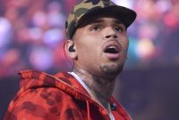 کریس براون ، خواننده دادگاه انگلیس ، با وثیقه ۶.۷ میلیون دلاری در پرونده حمله آزاد کرد کریس براون ، خواننده دادگاه انگلیس ، با وثیقه ۶.۷ میلیون دلاری در پرونده حمله آزاد کرد